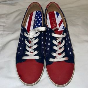 🌸Ladies LIMITED ED Sneakers🌸